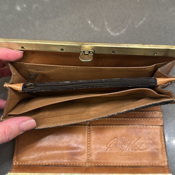 Patricia Nash Wallet - Picture 3 of 4
